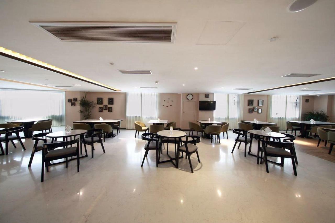 锦江都城酒店海南省政府日月广场免税店 Haikou  Exterior foto